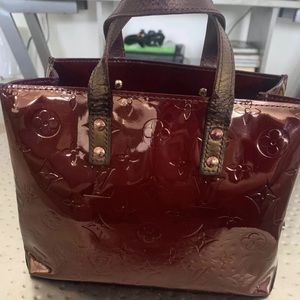 Authentic Louis Vuitton Vernis PM